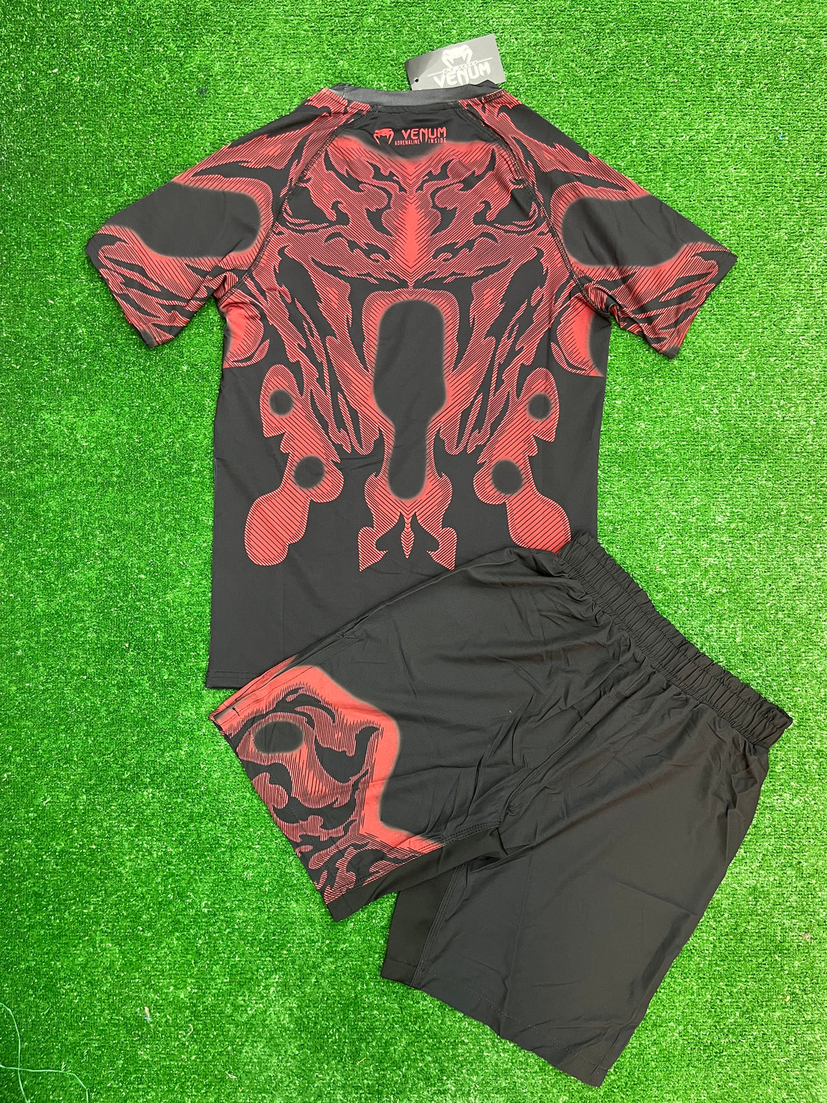 Venum fight kit - Spectre (Black/Red)