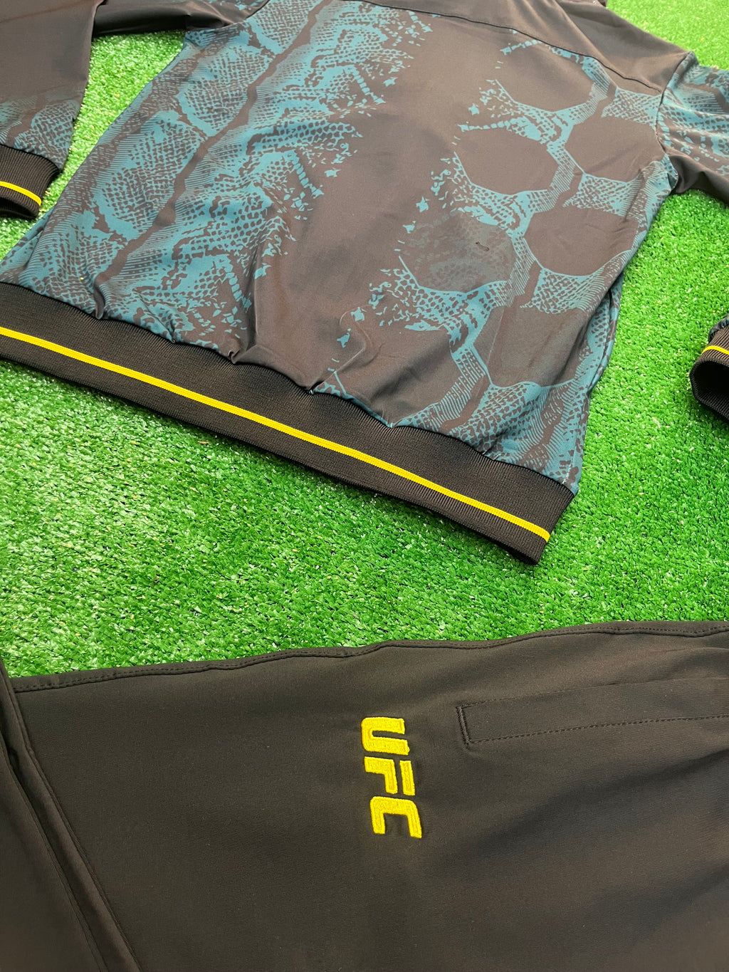 Детски анцуг UFC Venum Python Fight Kit