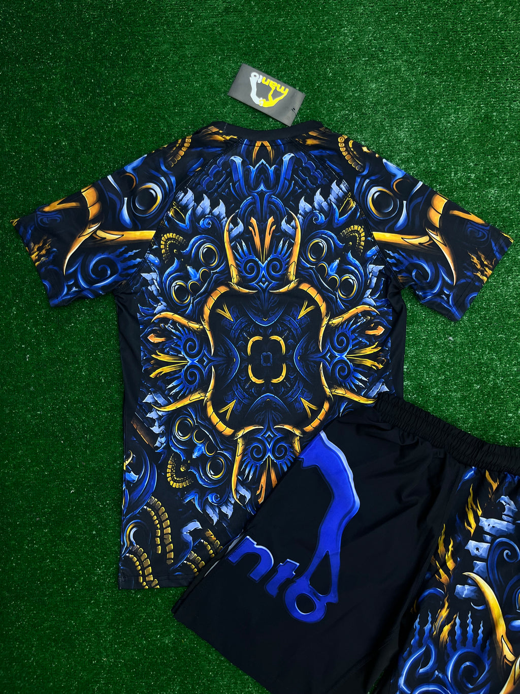MANTO fight kit - BARONG x Sergo Mazur