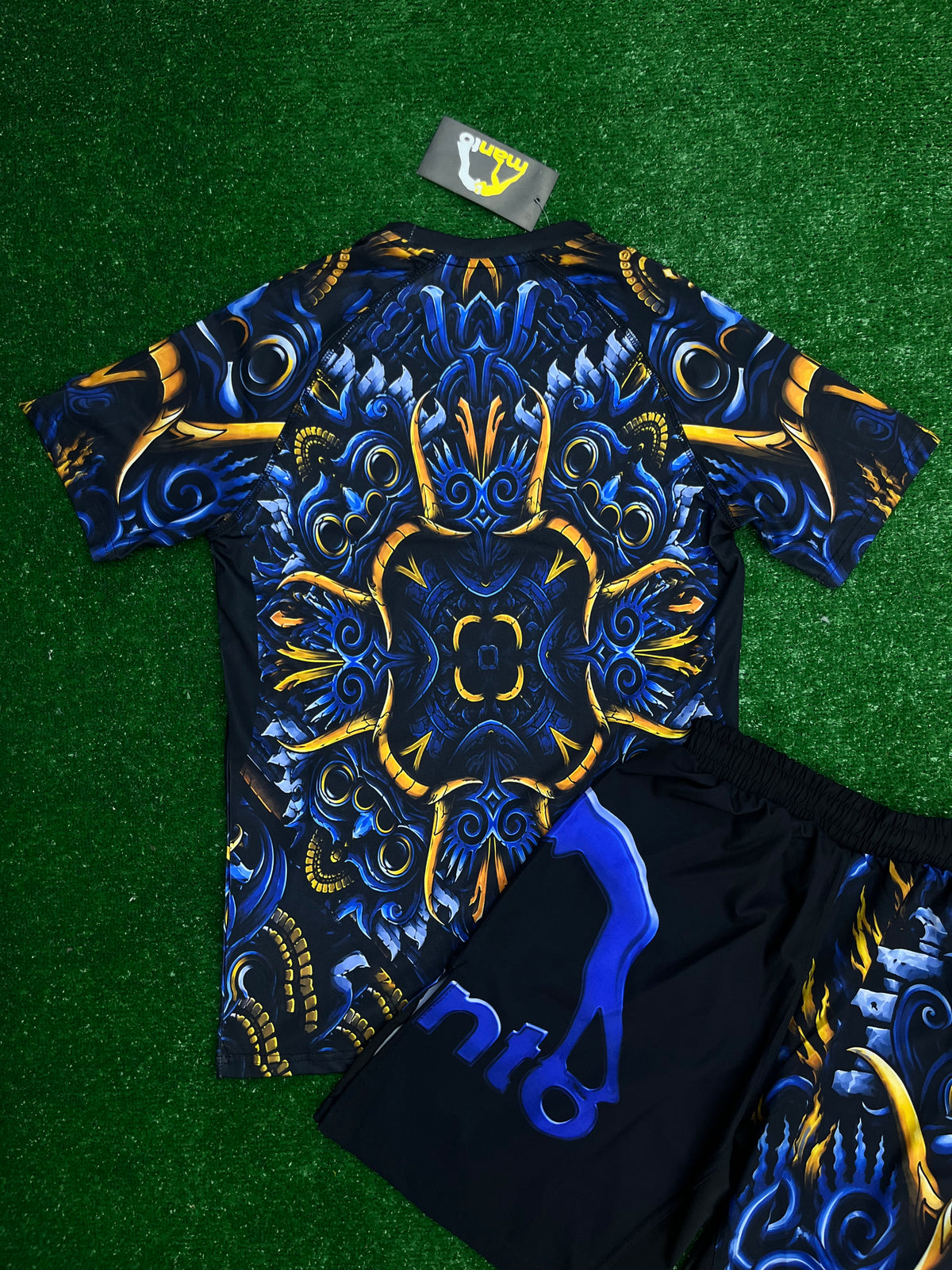 MANTO fight kit - BARONG x Sergo Mazur