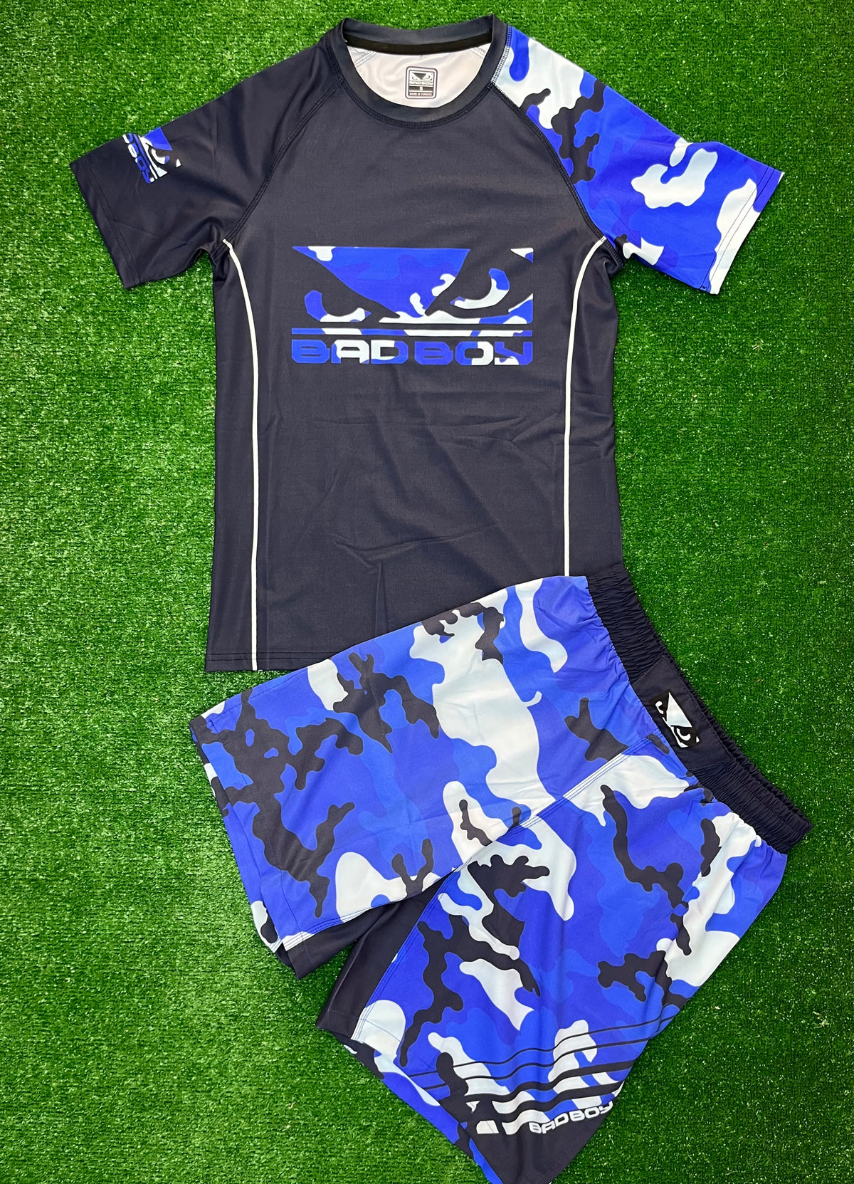 Bad Boy Blue Camo Fight Kit – Премиум спортен комплект (тениска + шорти)