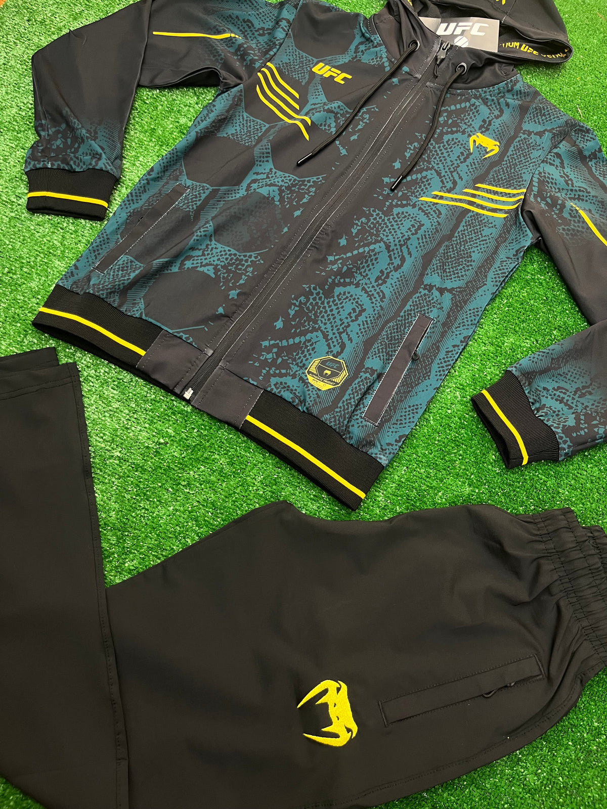 Детски анцуг UFC Venum Python Fight Kit