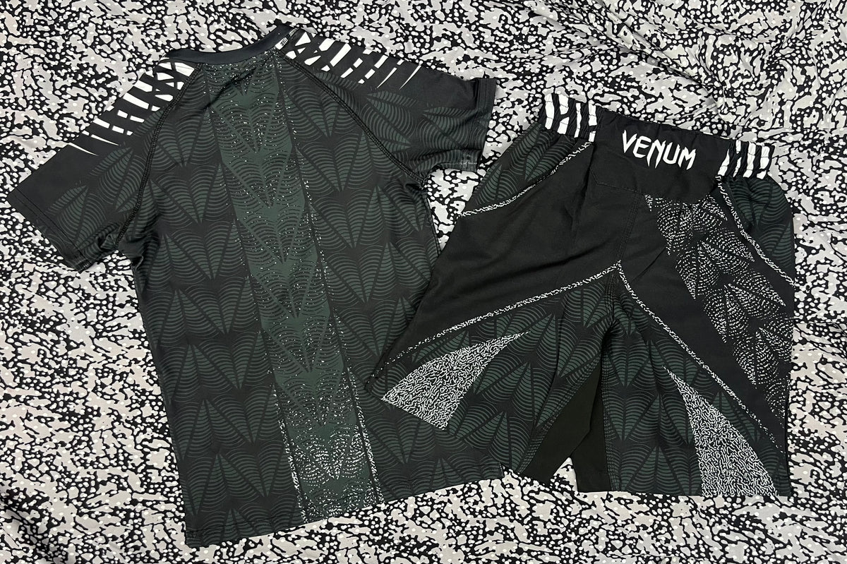 Детски UFC fight kit - спортен екип (тениска + шорти)