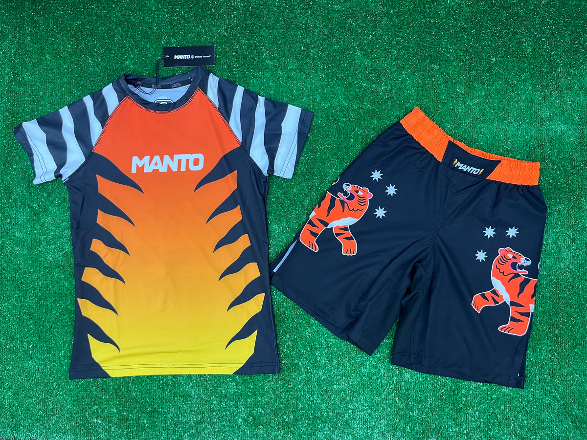 Детски MANTO fight kit - спортен екип (тениска + шорти)