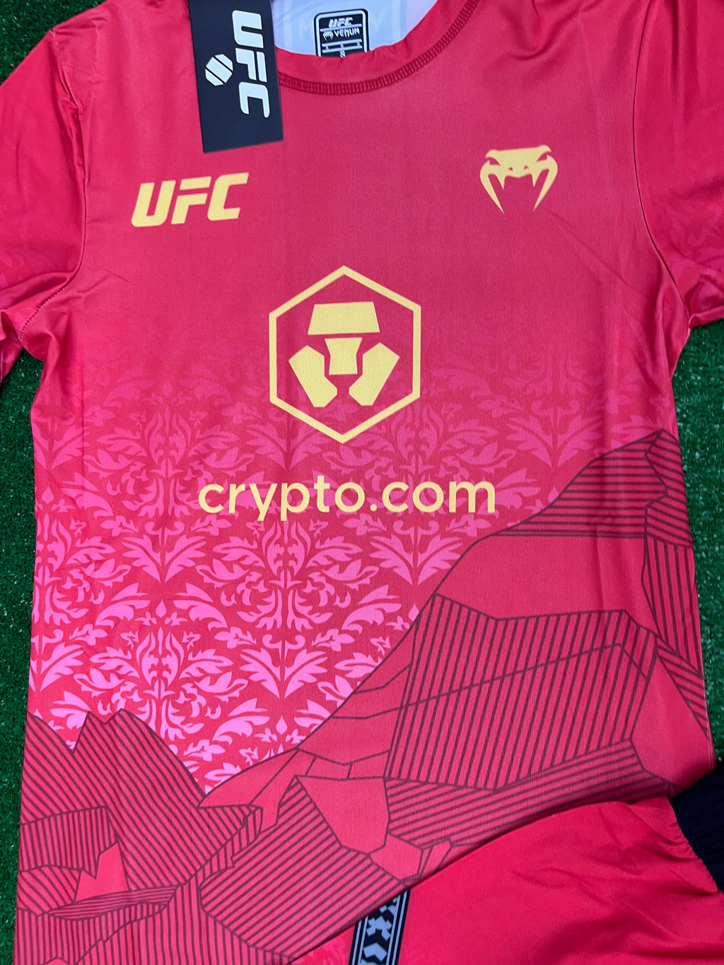 UFC Venum fight kit - Ислам Махачев (тениска + шорти)