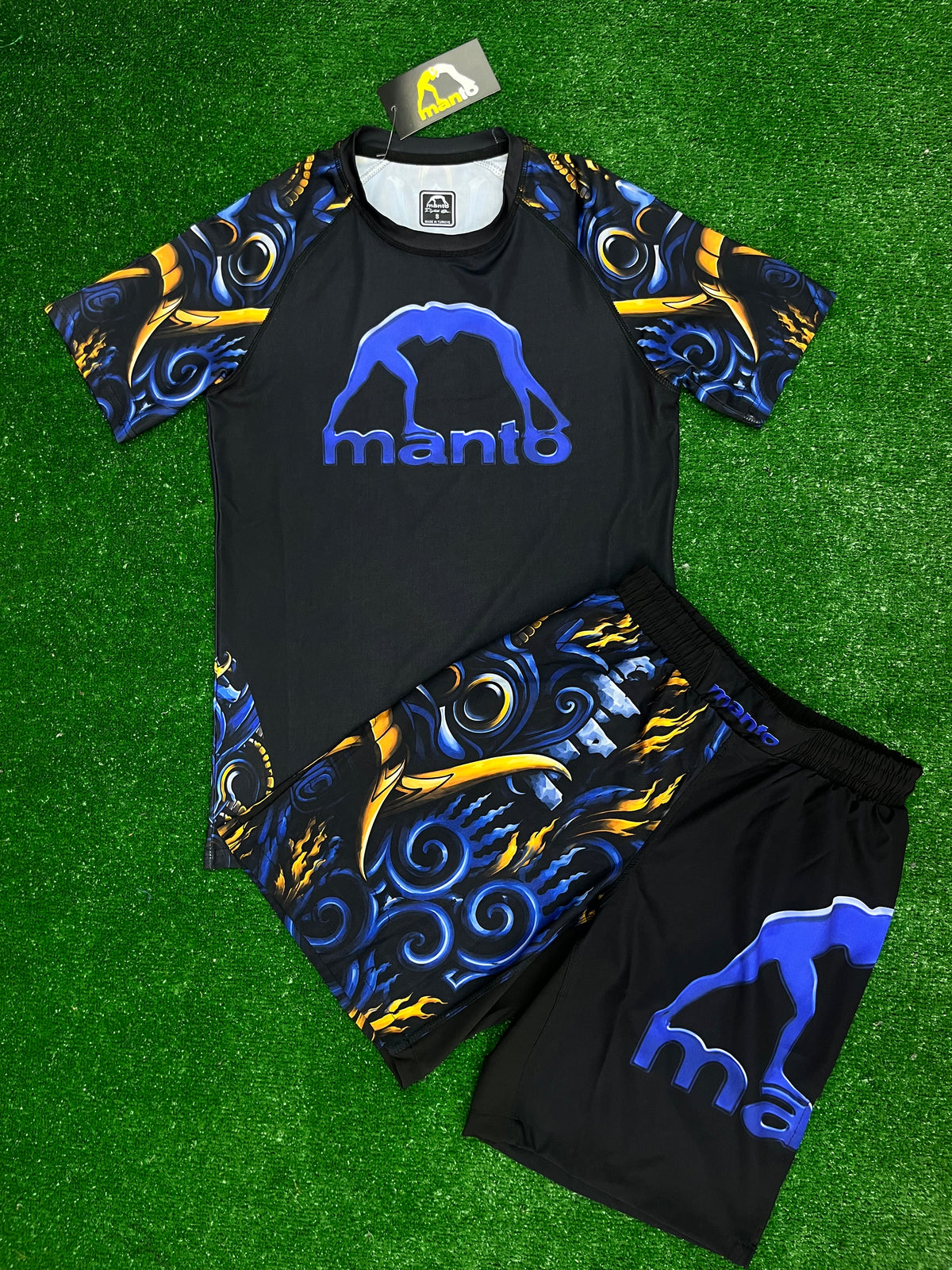 MANTO fight kit - BARONG x Sergo Mazur