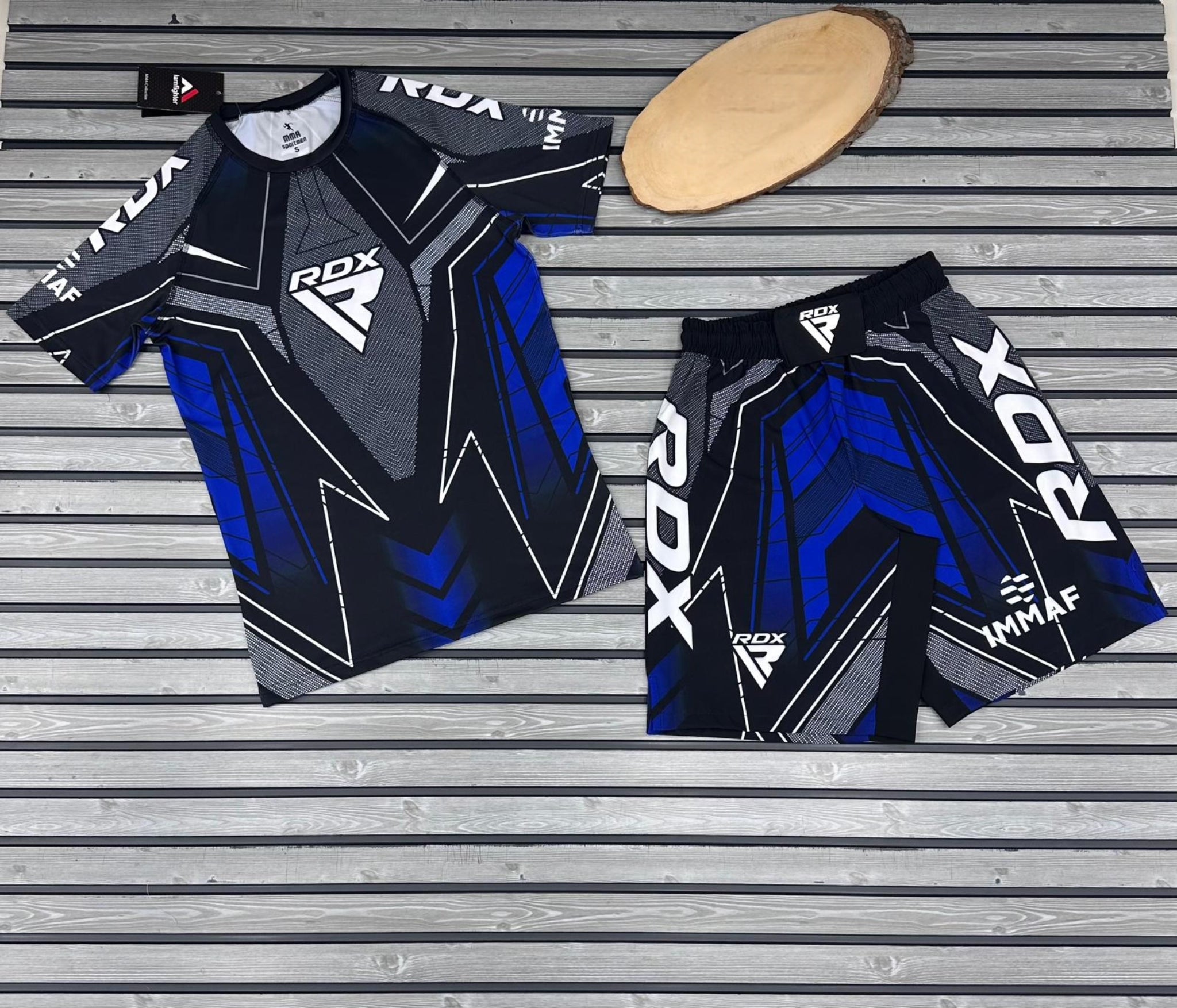 RDX Blue Strike Fight Kit – Премиум комплект (тениска + шорти)